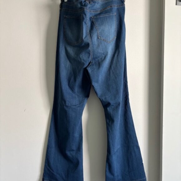 A Beautiful Soul Stretch Flare Jeans Size 20 - Picture 2 of 5